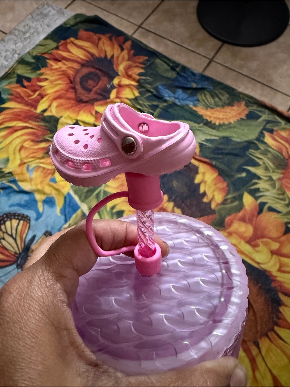 Pink Kids Shoe-Shaped Toy Stand - Child-Friendly Accessory toppers